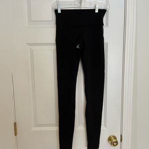 Lululemon leggings (black) - Size 4